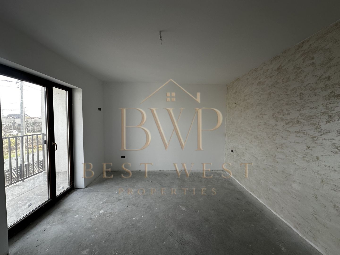 Duplex, 4 dormitoare, Mosnita, drum asfaltat, toate utilitățile - Poză 4