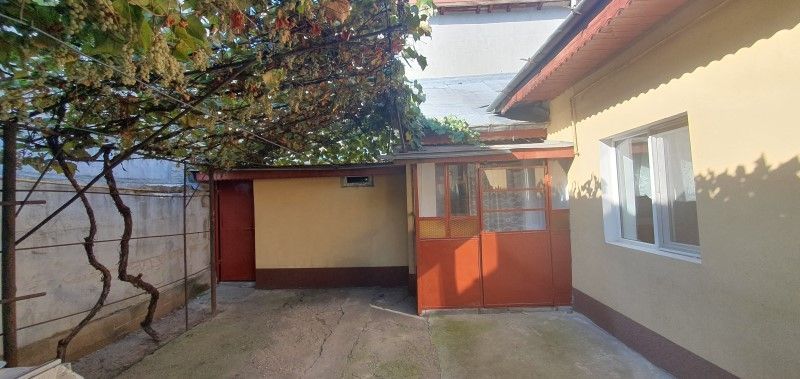 Andronache, str. Turistilor nr. 27 - Poză 4