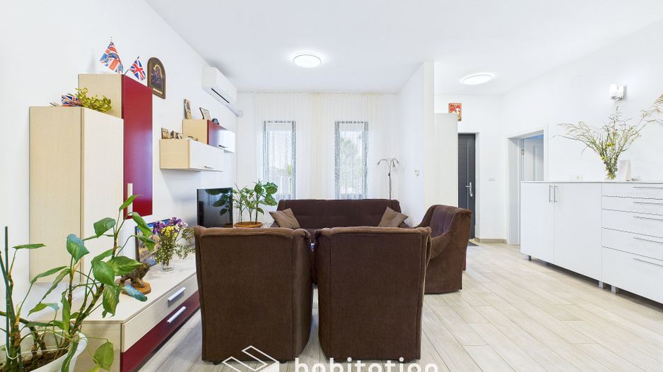 Duplex plan parter, cu teren generos, in Dumbrăvița - Poză 4