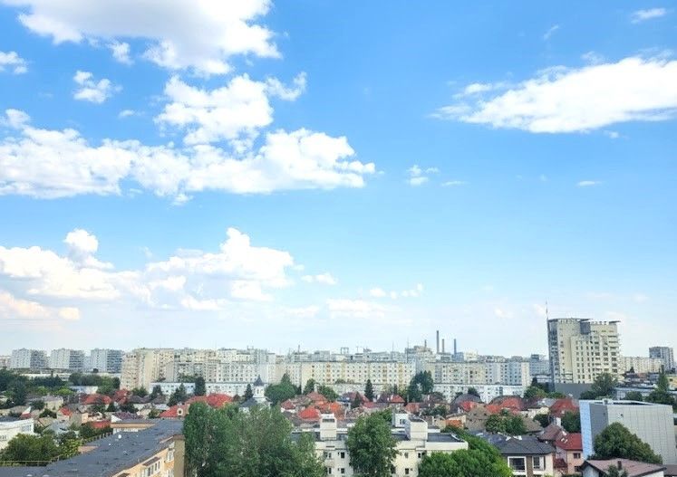 De Inchiriat Garsoniera Bd. Decebal  cu TERASA langa Rond Alba Iulia - Poză 2