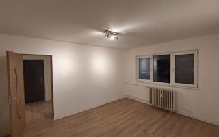 🏠 Apartament 2 camere, Parter, Zona Narcisa - Poză 1