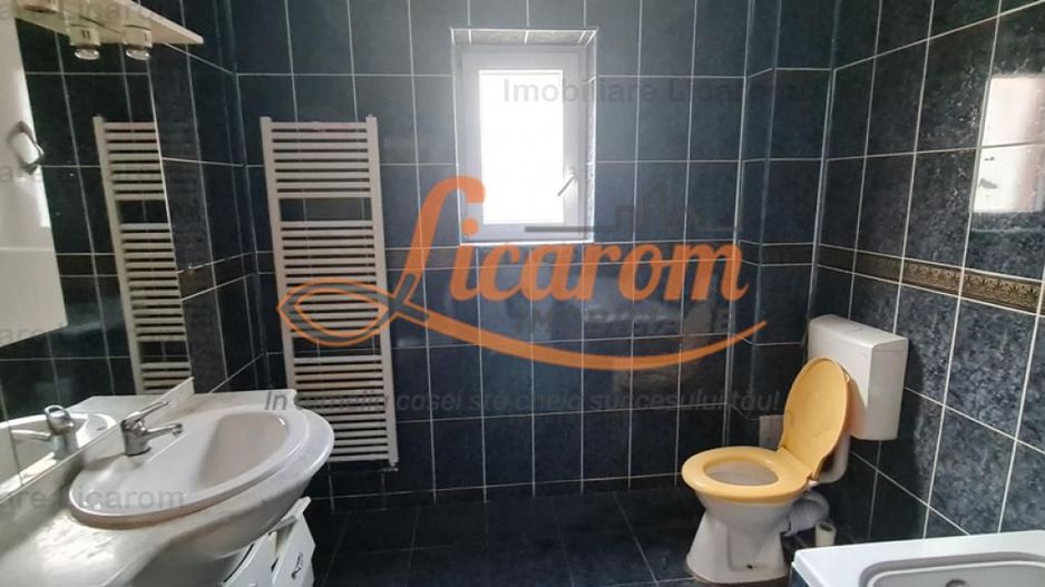 Casa individuala cu 2 apartamente, 6 camere,teren 403 mp,ASTRA. - Poză 7