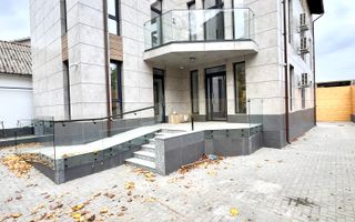 De vânzare clădire comercială cu reparație la cheie, sec.Centru. - Poză 13