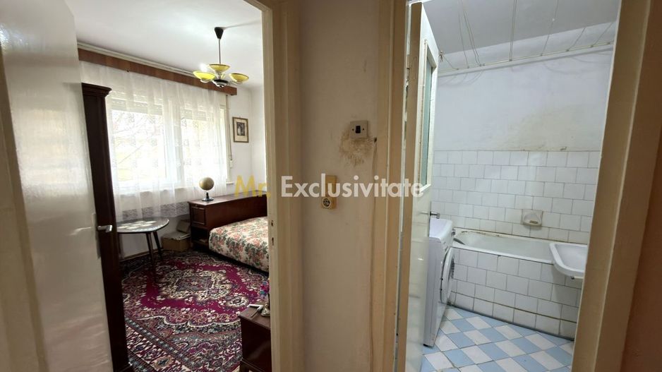 Apartament 3 camere MV1 Str. Gladiolei 6 Etaj III - Carei - - Poză 12