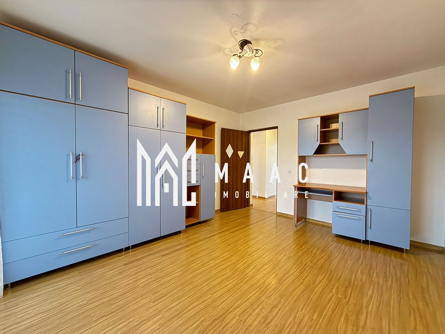 Apartament 3 camere | Etaj 2 | Decomandat | Terasa | Parcare - Poză 17