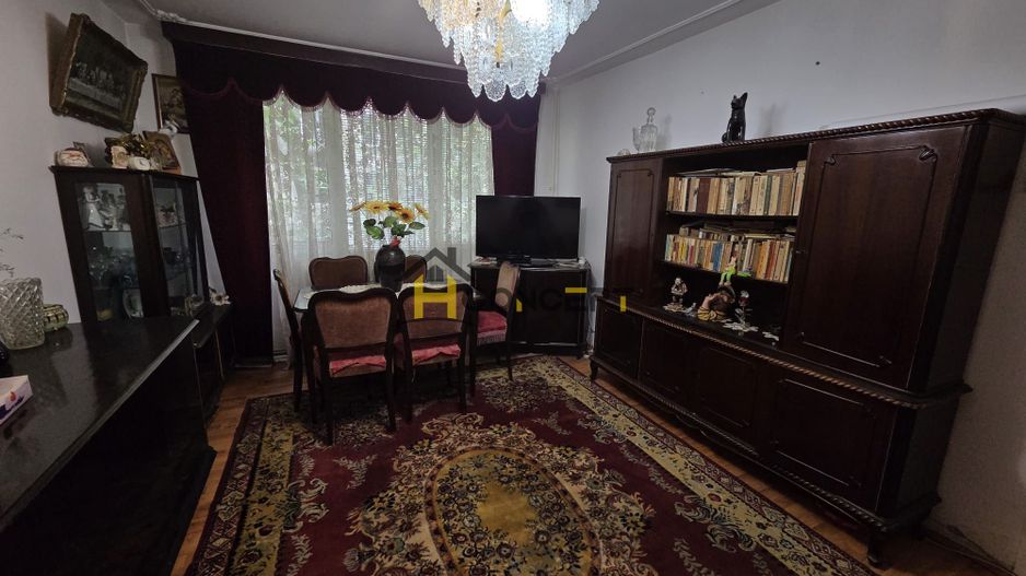 Inchiriere apartament 3 camere Secuilor 10 min metrou Brancoveanu - Poză 2