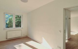 Apartament renovat, balcon mare, zonă verde liniștită, Iulius Mall. - Poză 6