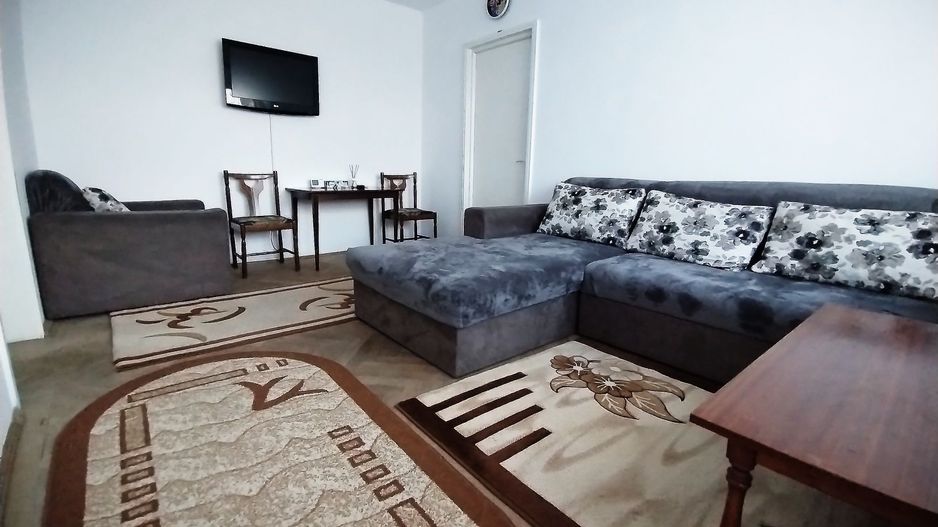 Apartament 2 camere de închiriat – Tomis 2, zonă centrală - Poză 2