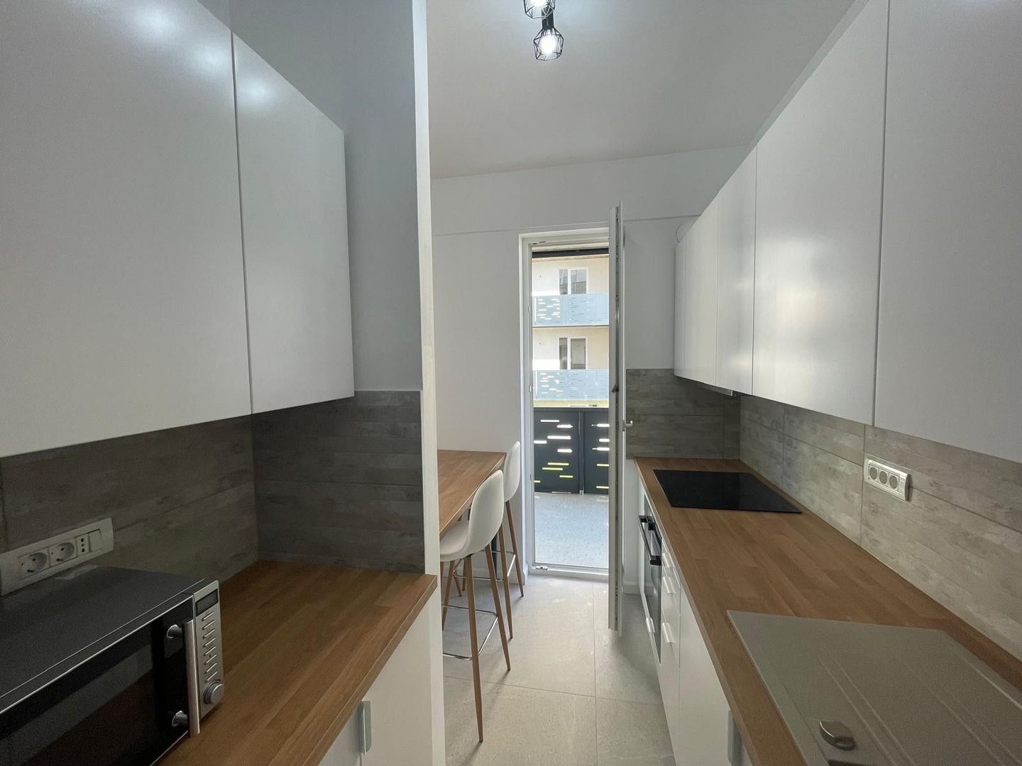 Apartament prima închiriere, bloc nou Buftea, la 25 de minute de Gara de Nord - Poză 7