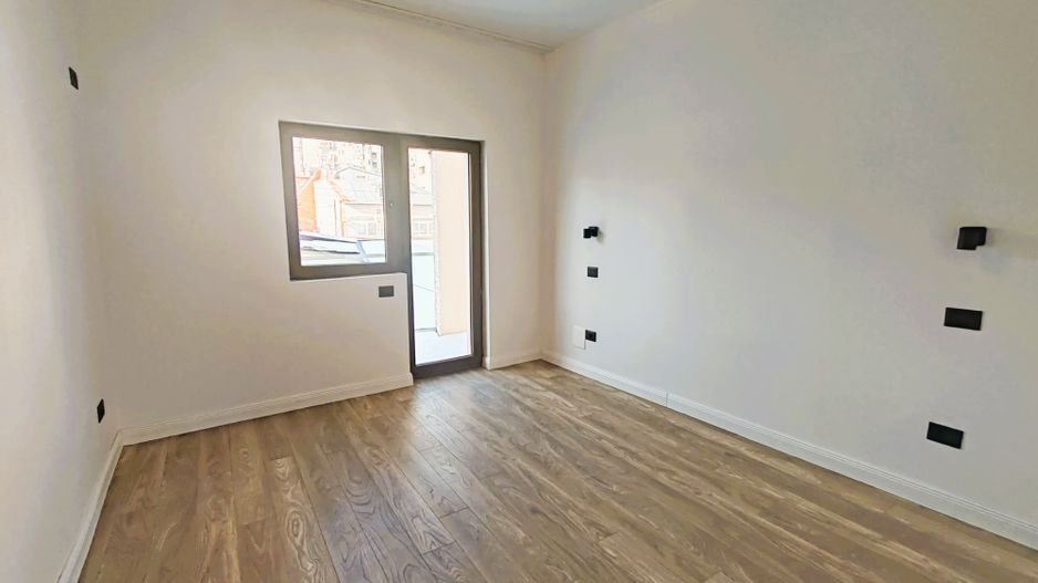 Vanzare Vila 13 Septembrie finisaje de lux - Poză 19