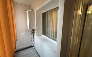 Zona Soarelui- Sud Plaza, 3 camere, 2 bai, etaj 1. Bucatarie inchisa. - Poză 15