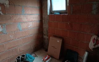 Vilă la roșu, 3 niveluri, zonă rezidențială – Pensiunea Morariu - Poză 10