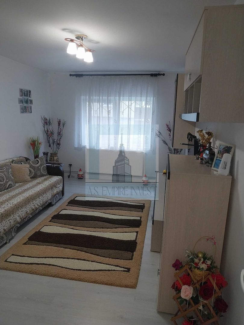 De vânzare apartament cu 2 camere, zona Răcădau - Brașov - Poză 1