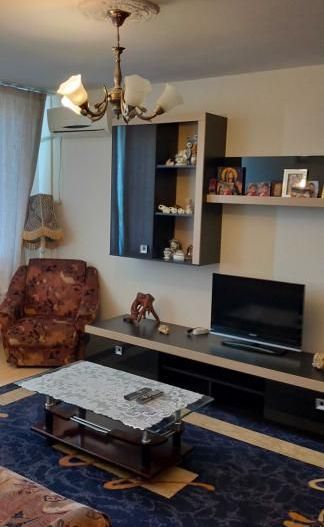 Vanzare Apartament 4 camere, Almasu Mare, Berceni. Teava Centrala in Bucatarie. - Poză 2