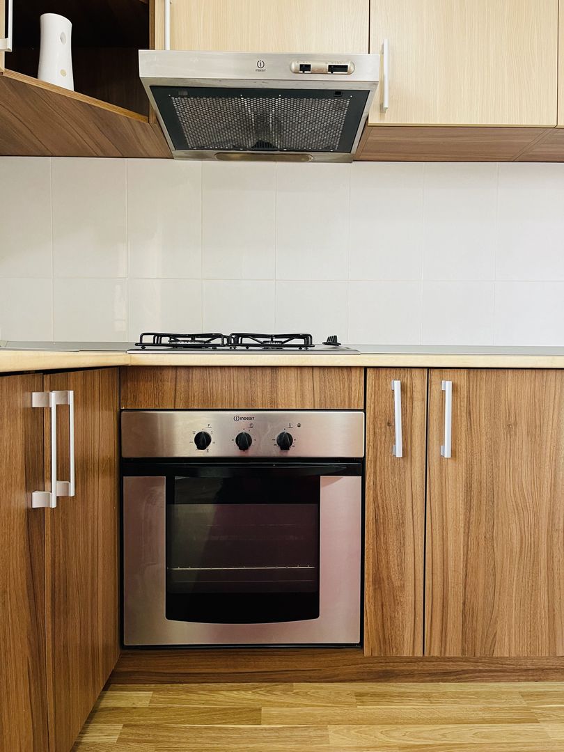 Casa din Dumbravita, 4 camere, 110 mp - Confort si liniste - Poză 13