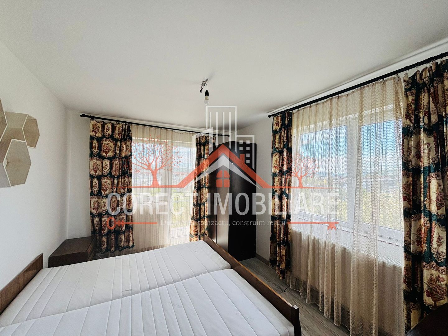 Apartament de vanzare cu 2 camere , cu vedere panoramica - Poză 17