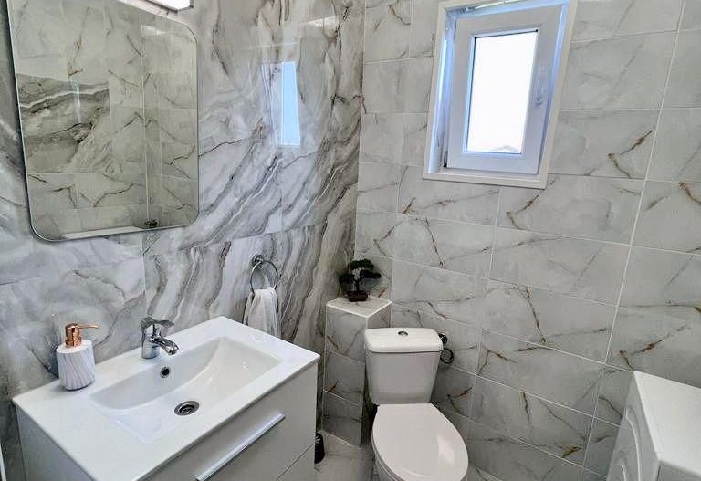 Ag. Eu. vinde Casa P+1  3 camere  in Mamaia Nord - Hanul cu Peste - Poză 12