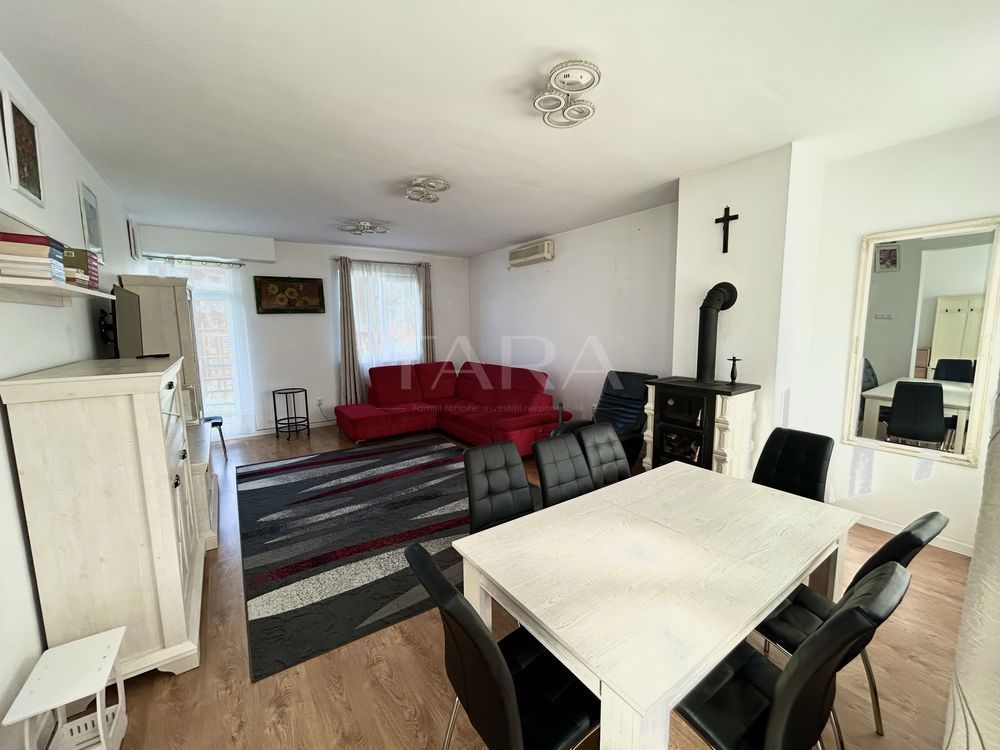 Casă spațioasă cu curte și livadă – Gheorgheni, - Poză 2