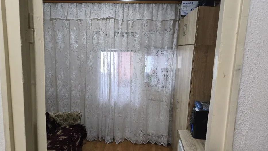 De vanzare apartament cu 2 camere, Micro 14, etaj 3, 69.000 euro - Poză 6