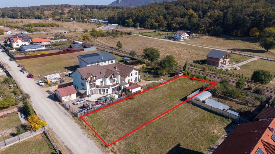 Teren intravilan de vanzare Cristian - 1.057 mp - Poză 6