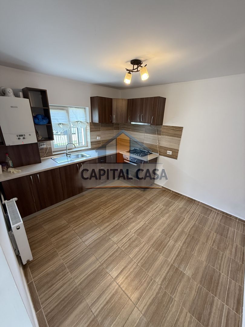 ​Vilă superbă de închiriat în Corbeanca (Sat Stratu) – Curte generoasă - Poză 7