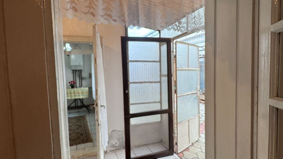 De vânzare Casă în Grădiște, curte + grădină proprie generoasă Arad - Poză 25