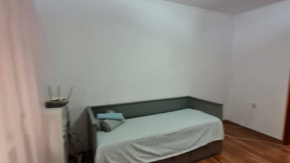 Casa cocheta zona Lipovei - Poză 9