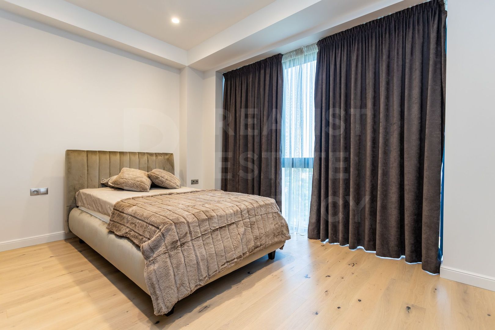 Vânzare, apartament, 2 camere + living, str. Ciuflea, Centru - Poză 9