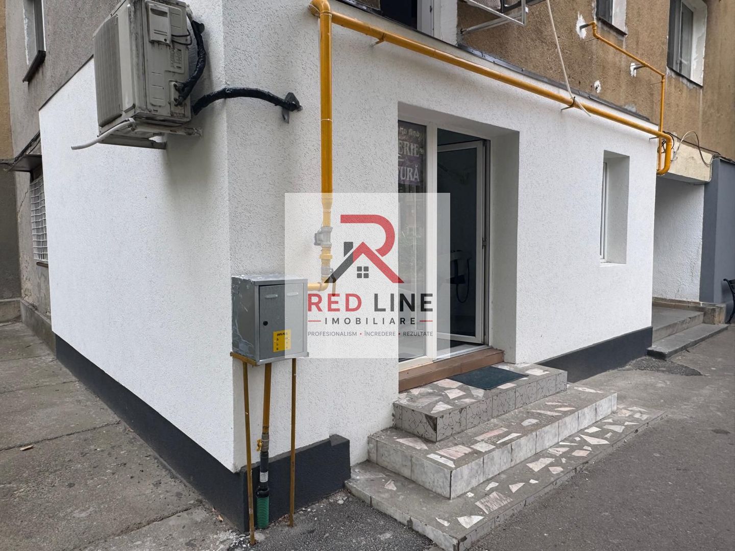 Salon de inchiriat zona Crihala - Exclusiv Red Imobiliare - Poză 8