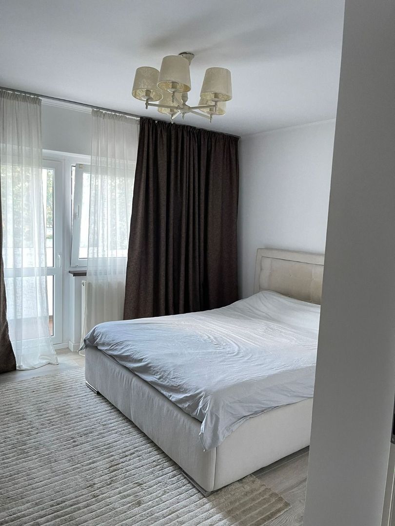 Apartament 2 camere zona Parc  Vacaresti/Oltenitei an 1986 - Poză 14