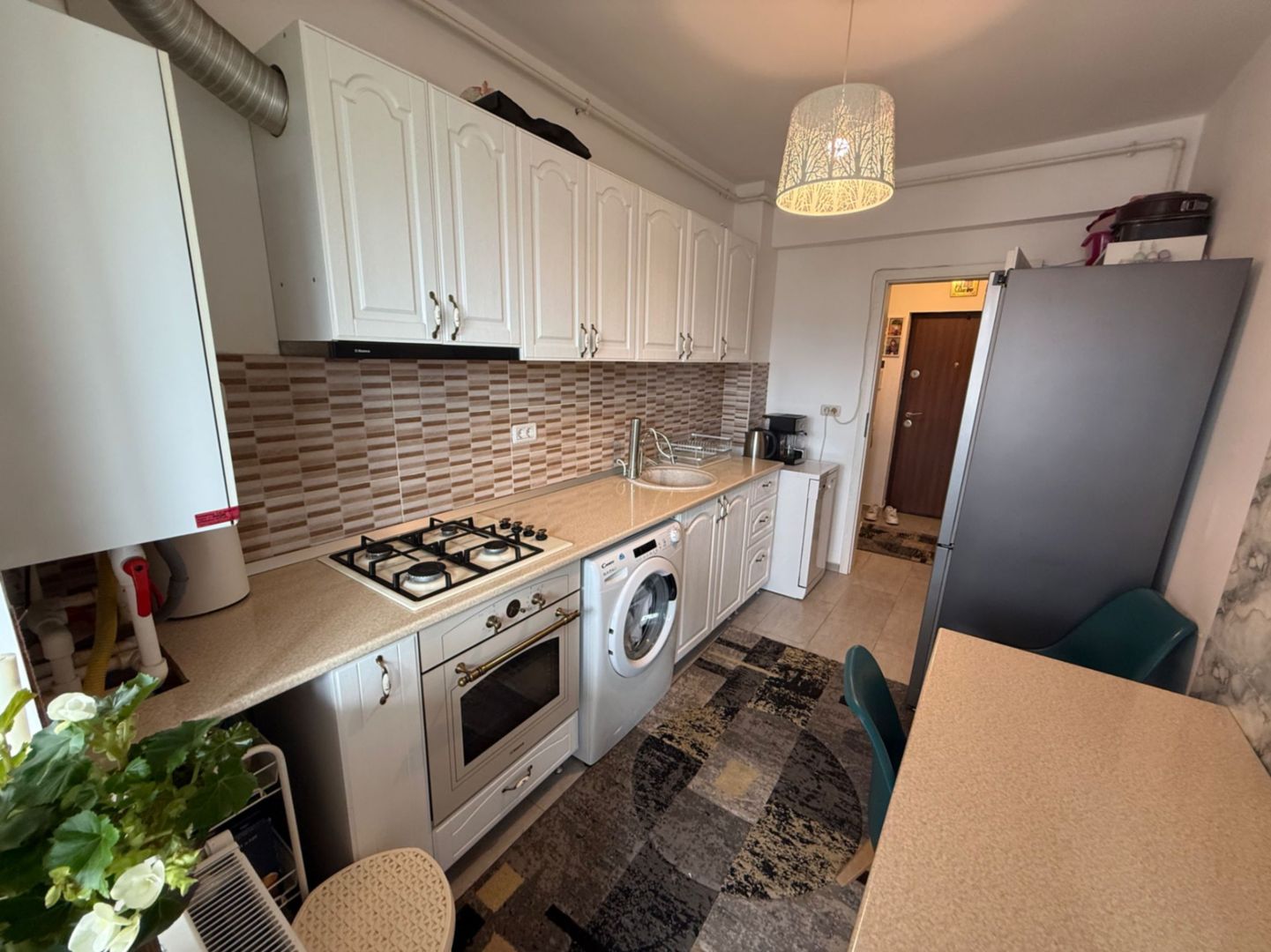 Apartament 2 camere 57,69 mp mobilat+ parcare in complex inchis - Poză 10