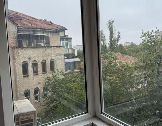 Apartament 2 camere Cismigiu, centrală proprie, lift, randament excelent - Poză 7