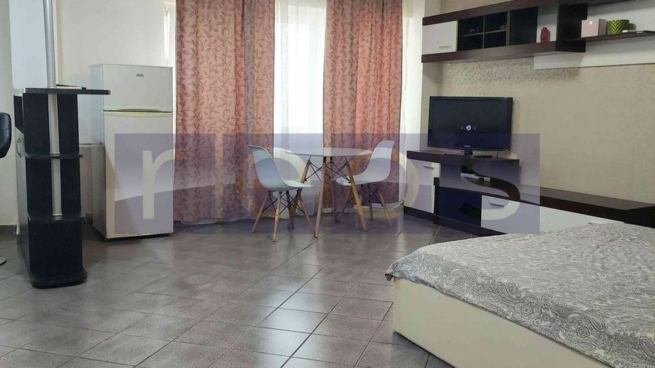 VANZARE GARSONIERA | 38MP | ZONA MALL VITAN - Poză 3