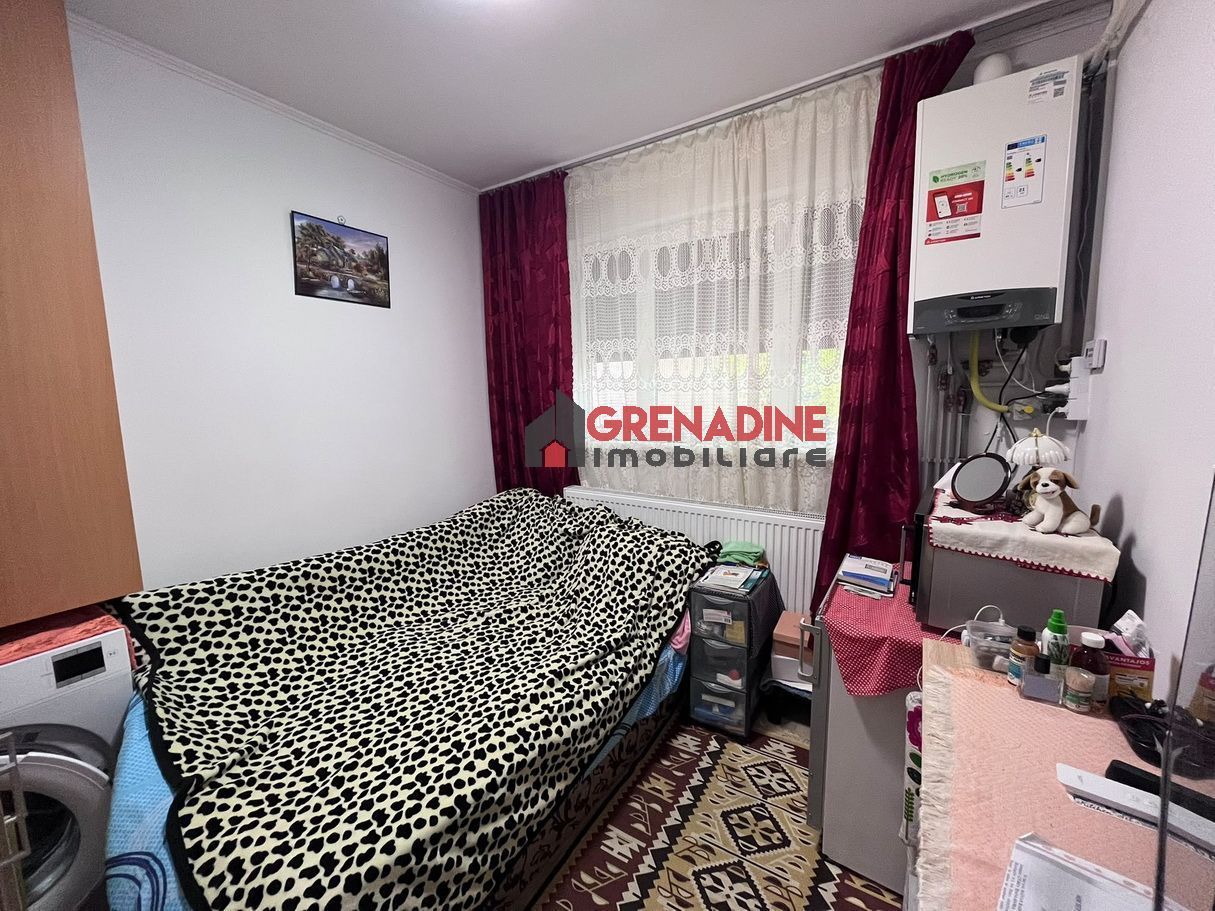 Garsoniera cu Baie Proprie - 12 mp Renovata - Zona Astra - Poză 1