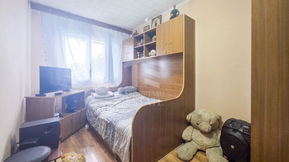 Apartament intim de 3 camere, complet mobilat și utilat + centrala - Poză 10
