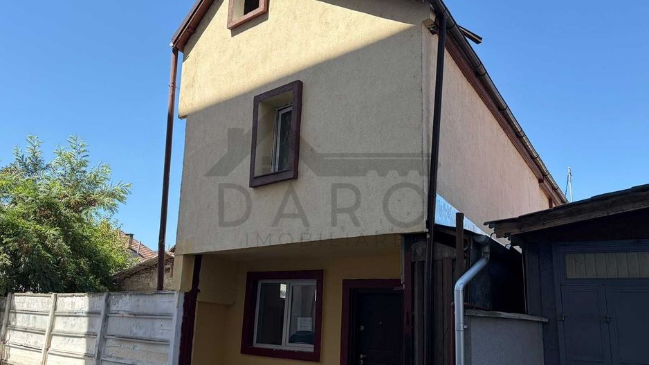 Casă cu etaj, 141 mp utili, curent trifazic, Sângeorgiu de Mureș - Poză 2
