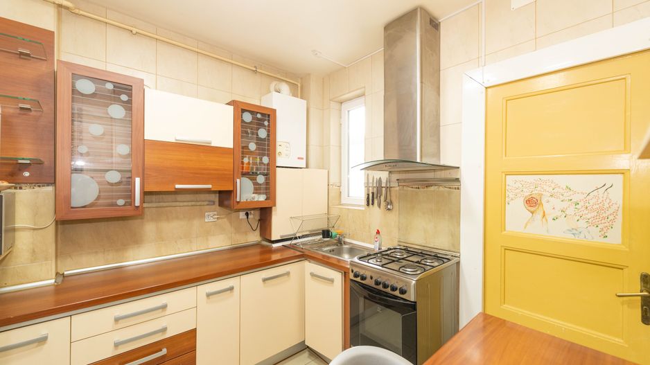 Apartament cu 3 camere de inchiriat, 69 mp utili, Mall Vitan - Poză 11