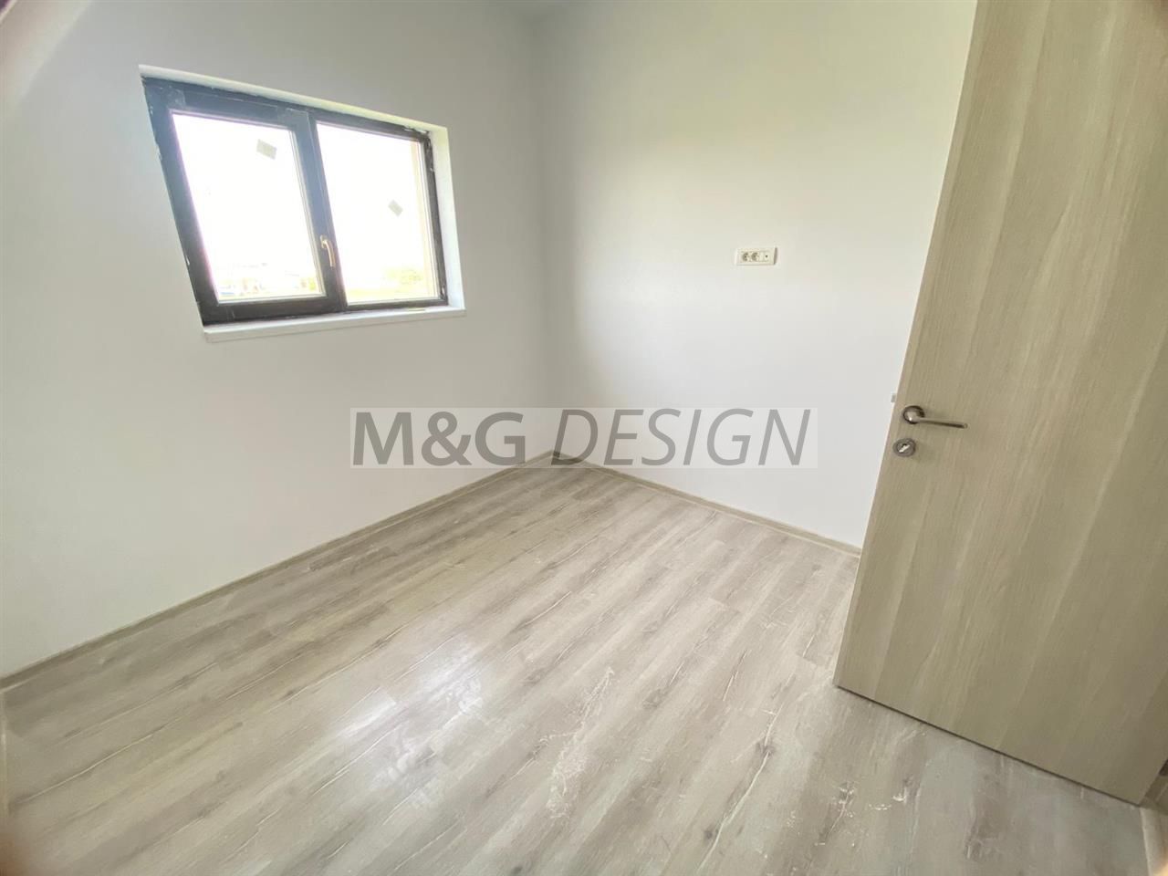 Vand duplex P+E 120mp 3 bai 4 dormitoare Mosnita Noua - Poză 13