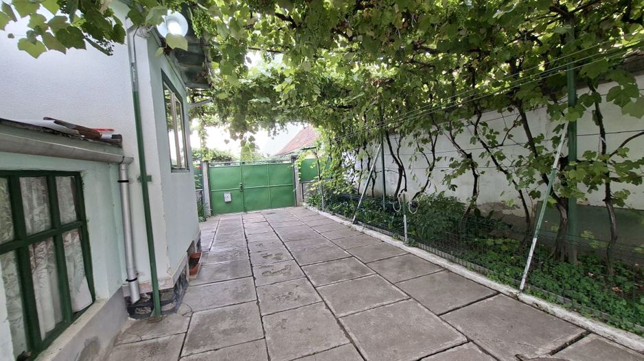 Casa individuala 90 mp utili 4 camere si teren 252 mp in Sibiu Tiglari - Poză 4
