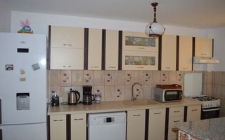 Casă/Vilă cu 5 camere Măzănăești - Poză 8