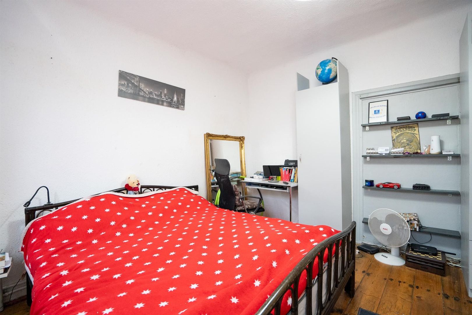 CASA DE VANZARE EPISCOPIA 1450 MP TEREN - Poză 1