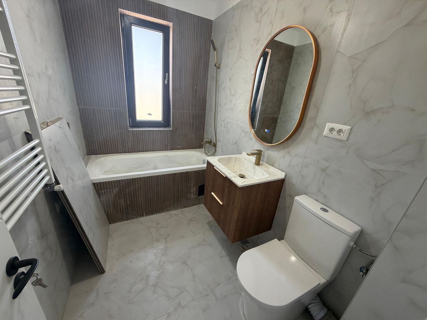 AP. 2 CAMERE - BLOC FINALIZAT, ACTE GATA, BUCATARIE INCHISA, COMIS 0% - Poză 3