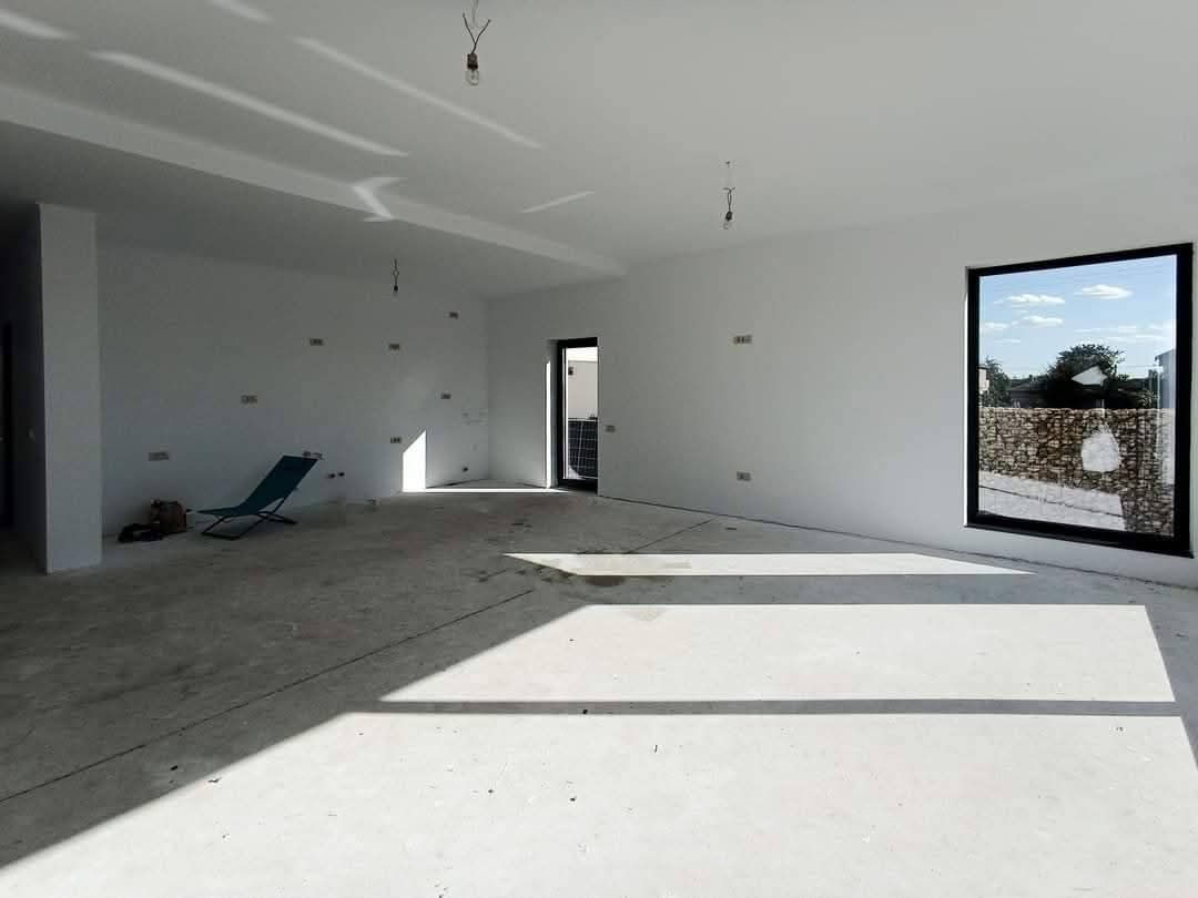 CASĂ DE VÂNZARE – VALU LUI TRAIAN - Poză 5