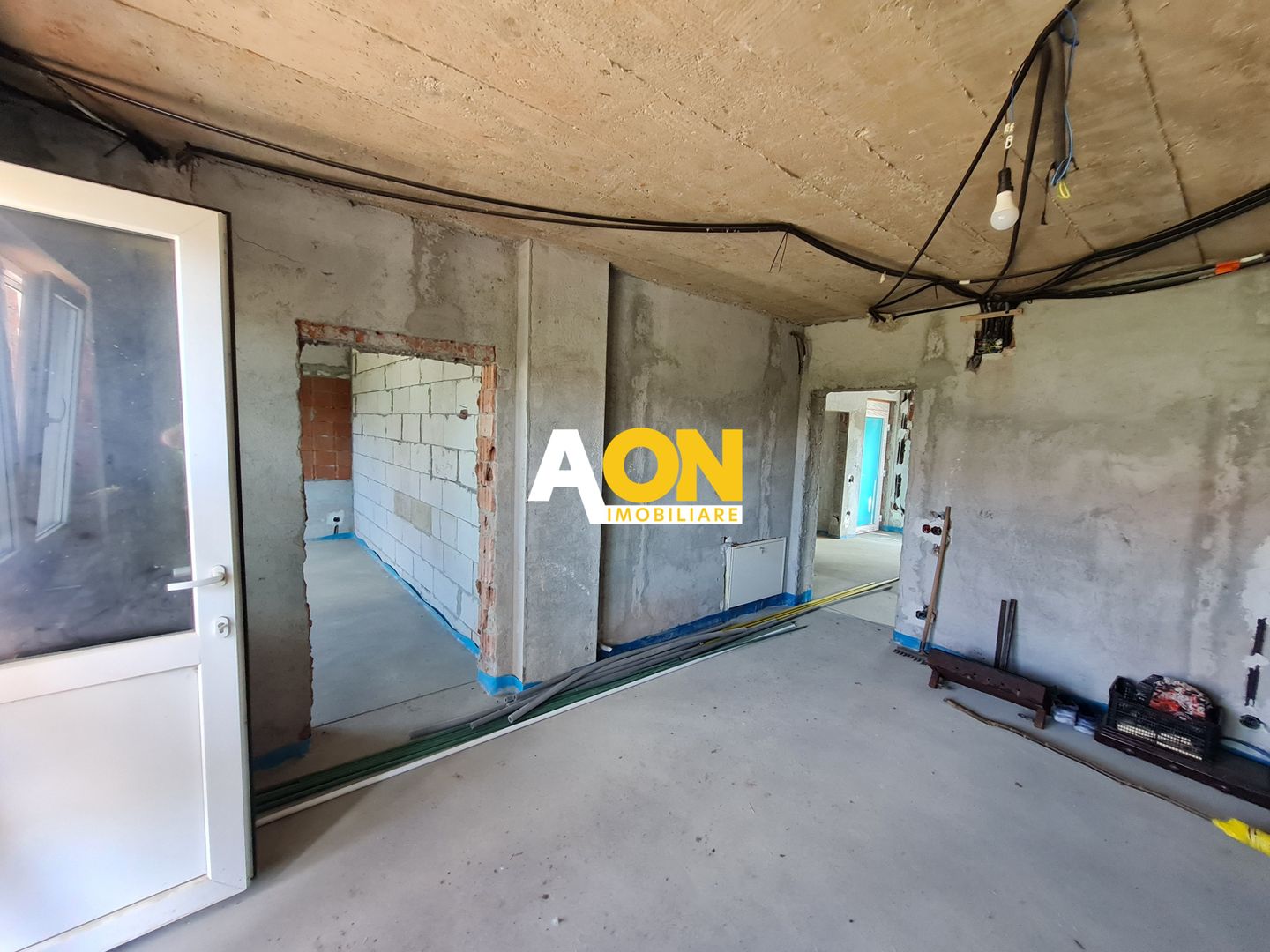 Casa 5 Camere, 284 mp, Teren 459/913, Toate Utilitatile, Zona Arex - Poză 9