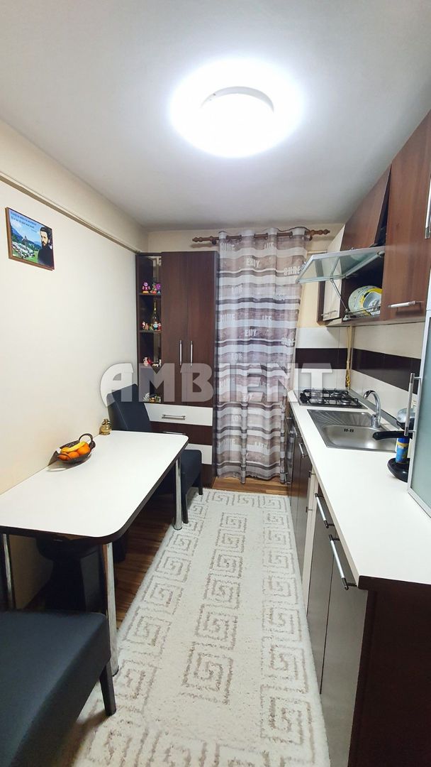 Apartament 2 camere, etaj 4, zona DONICI; - Poză 2