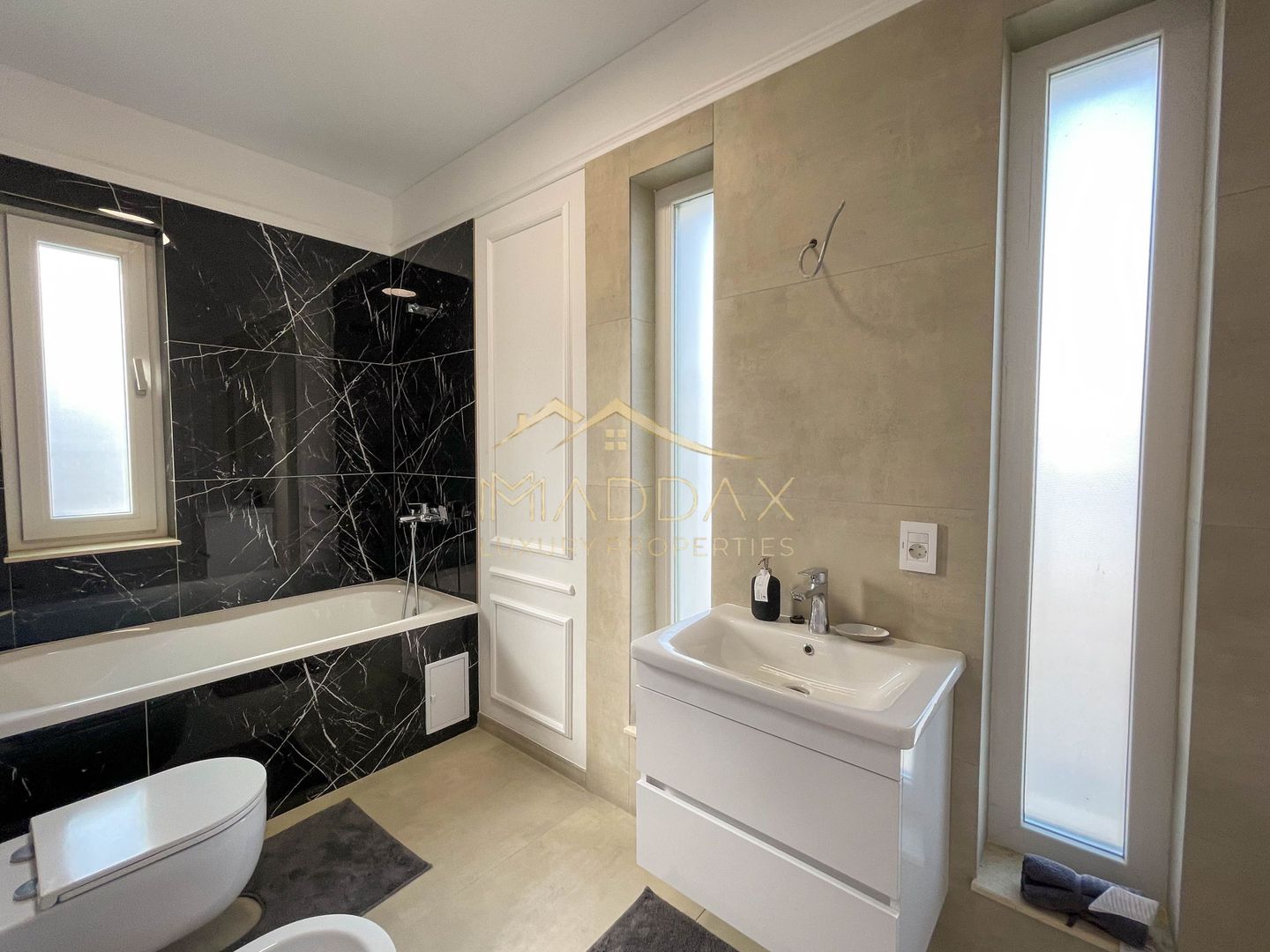 *** Vila 4 camere de vanzare II Nemobilata II Corbeanca - Poză 25