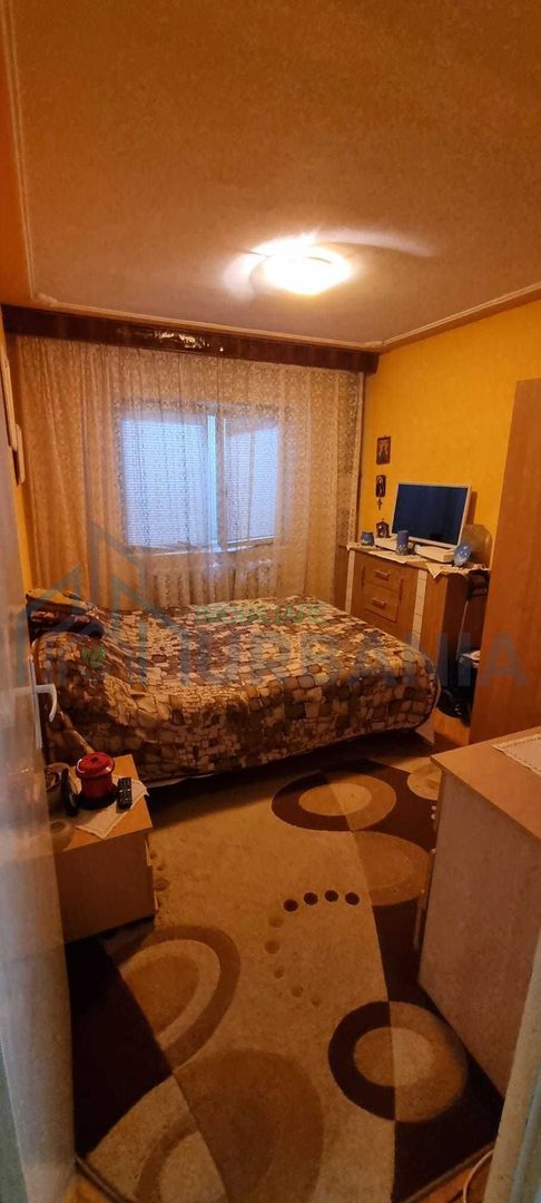 Închiriez ap. 3 camere decomandat, NICOLINA CUG lângă Lidl - Poză 1