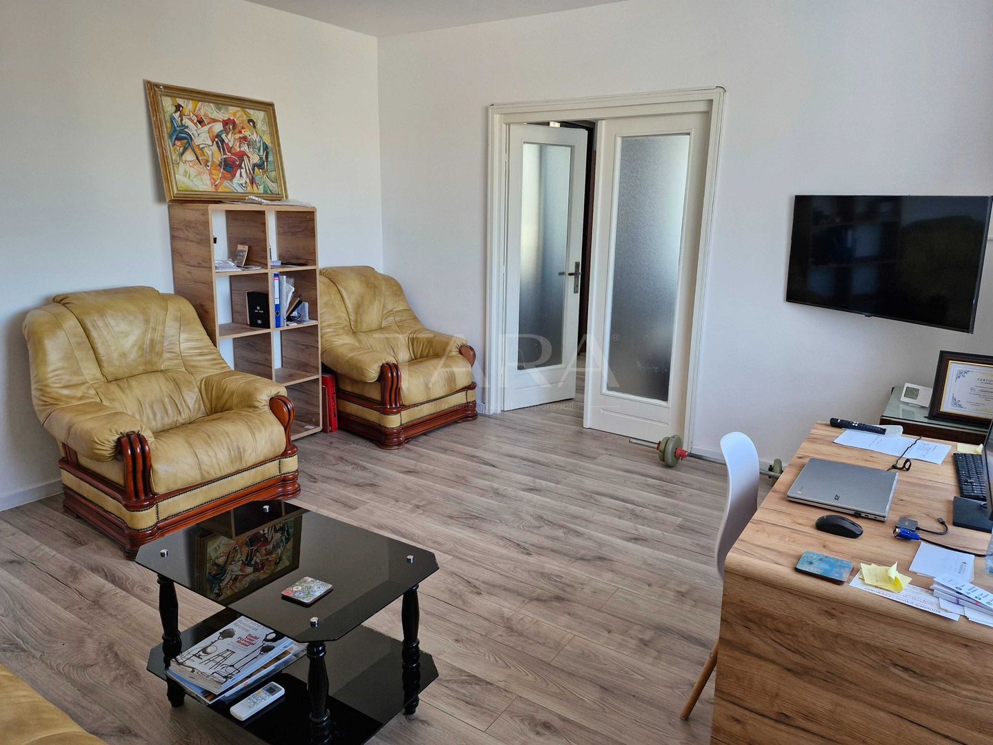 Apartament cu 2 camere, 51 mp, în Plopilor, Parcul Central. - Poză 1