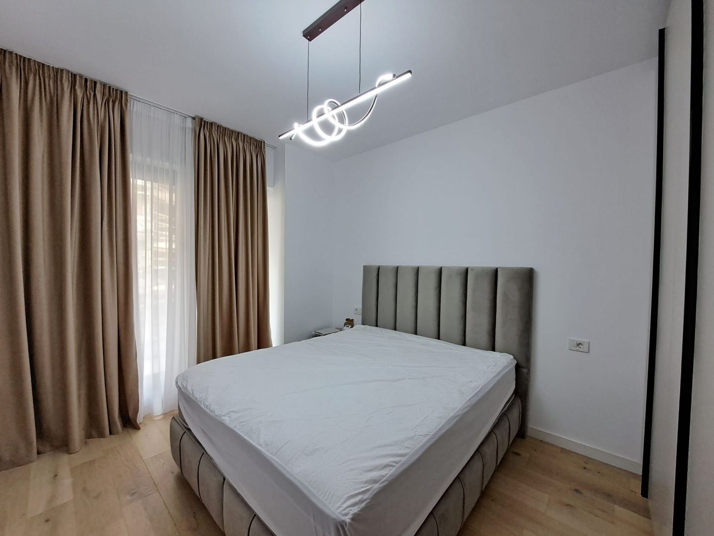 AP. 2 CAMERE - FIRST ESTATE, PET-FRIENDLY, POMPA DE CALDURA - Poză 6