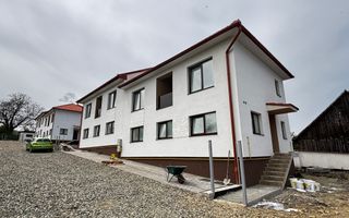 Casă Tip Duplex | 4 Camere | 2 Balcoane | Terasă | Șura Mică - Poză 3